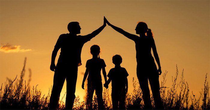 Hình ảnh người mẹ kiên cường